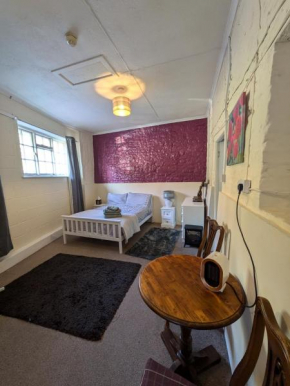 Bed & Breakfast at the foot of Gold Hill, Dorset